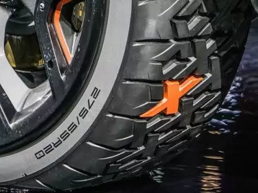 Goodyear подготовила концепт-шины для Land Rover Discovery SVX